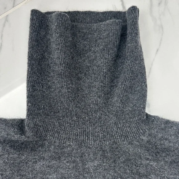 J Crew 100% Cashmere Turtleneck Sweater sz L Dark Grey - Picture 3 of 12
